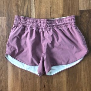 Lululemon: Choose a side reversible short